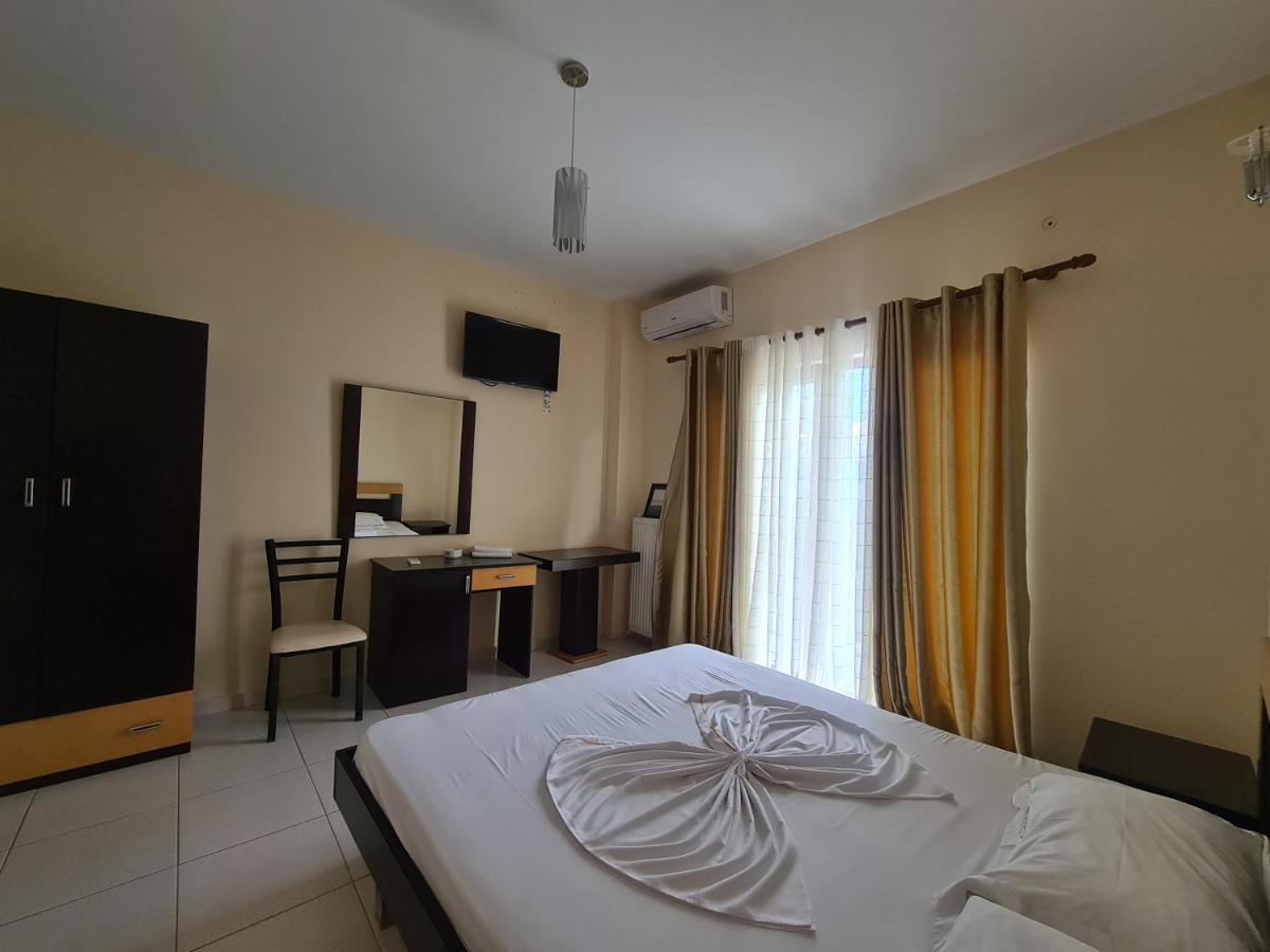 Hotel Kukesi Lin Екстер'єр фото